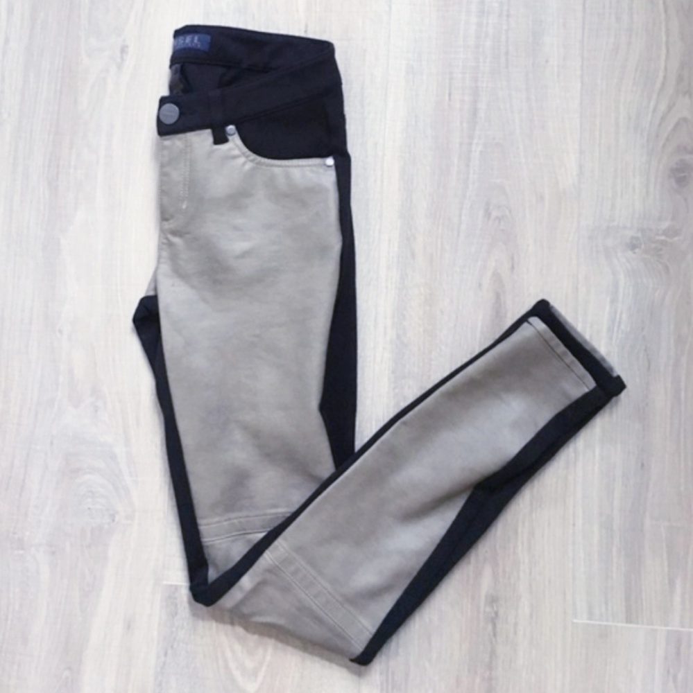 🔴 Tinsel Faux Leather Skinny Pants 24